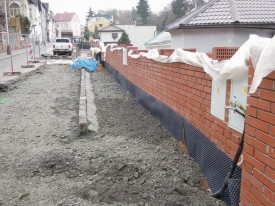 Mladá Boleslav - Viničná ulice - opěrná zeď